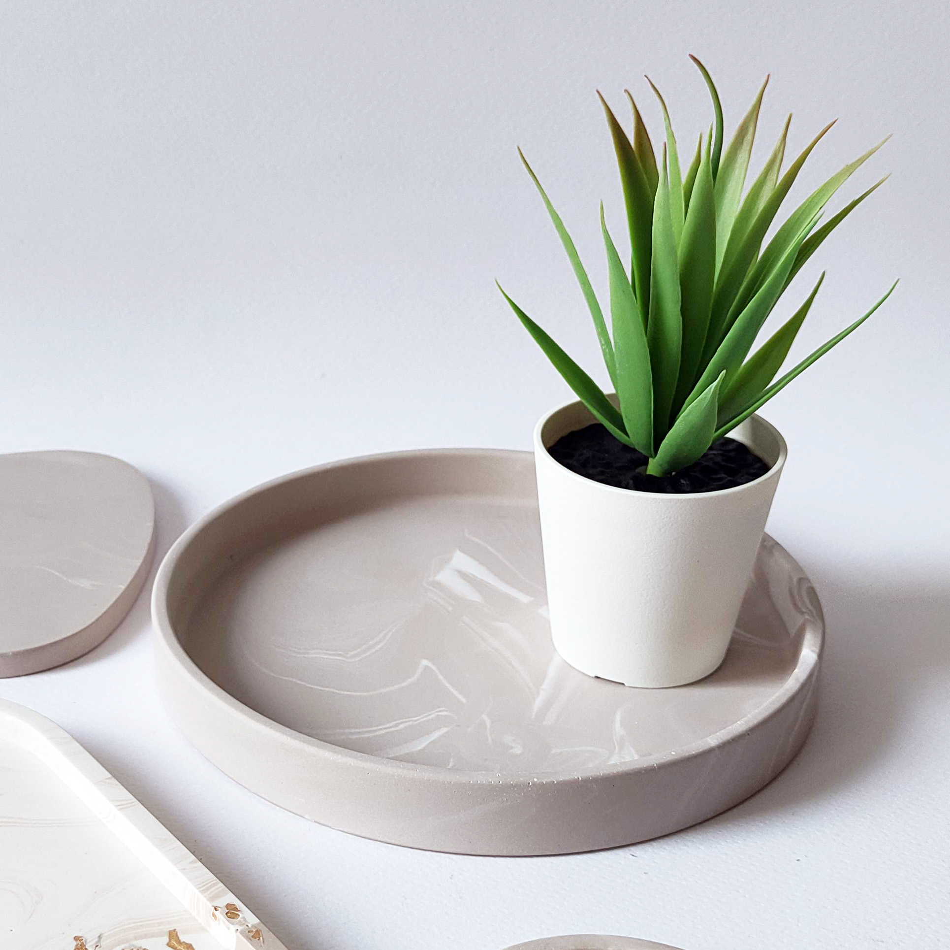 Round Marble Tray Large v2 main image 1